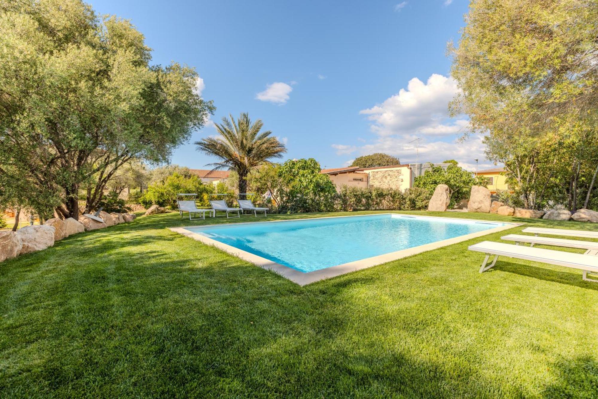 Stazzo San Teodoro Il Ginepro Piscina Condivisa 아파트 외부 사진